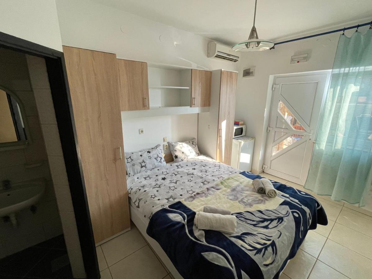 Apartmani Noelle Novi Vinodolski Kültér fotó