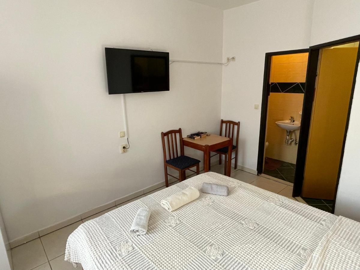 Apartmani Noelle Novi Vinodolski Kültér fotó