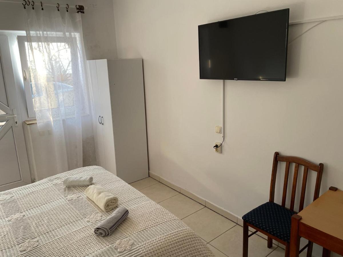Apartmani Noelle Novi Vinodolski Kültér fotó