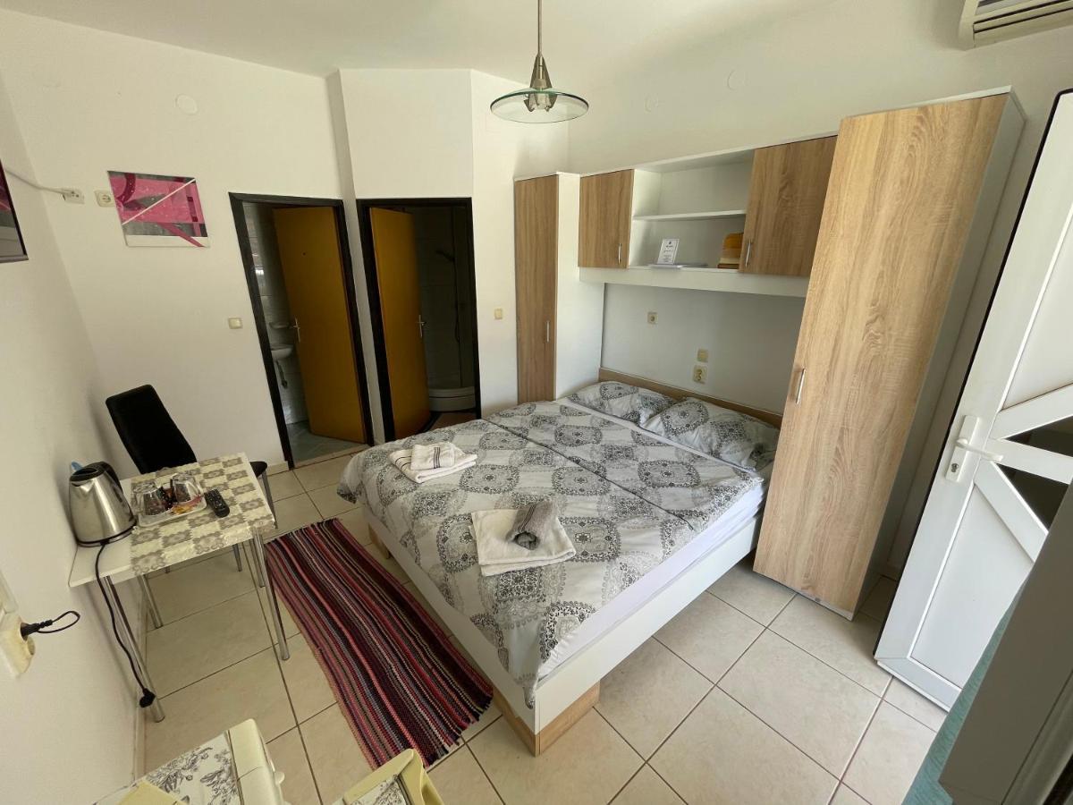 Apartmani Noelle Novi Vinodolski Kültér fotó
